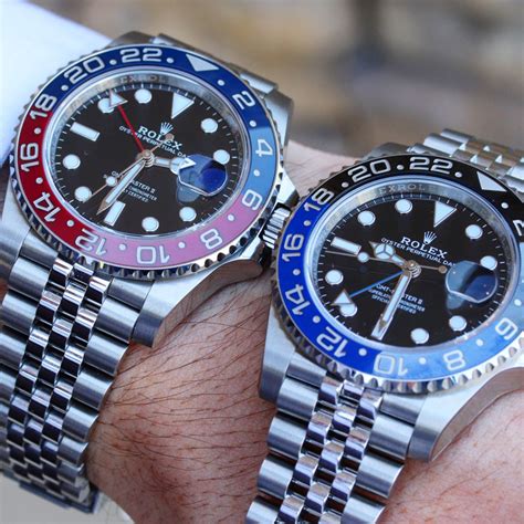 rolex gmt pepsi vs batman|Rolex GMT Master II: Pepsi vs Batman .